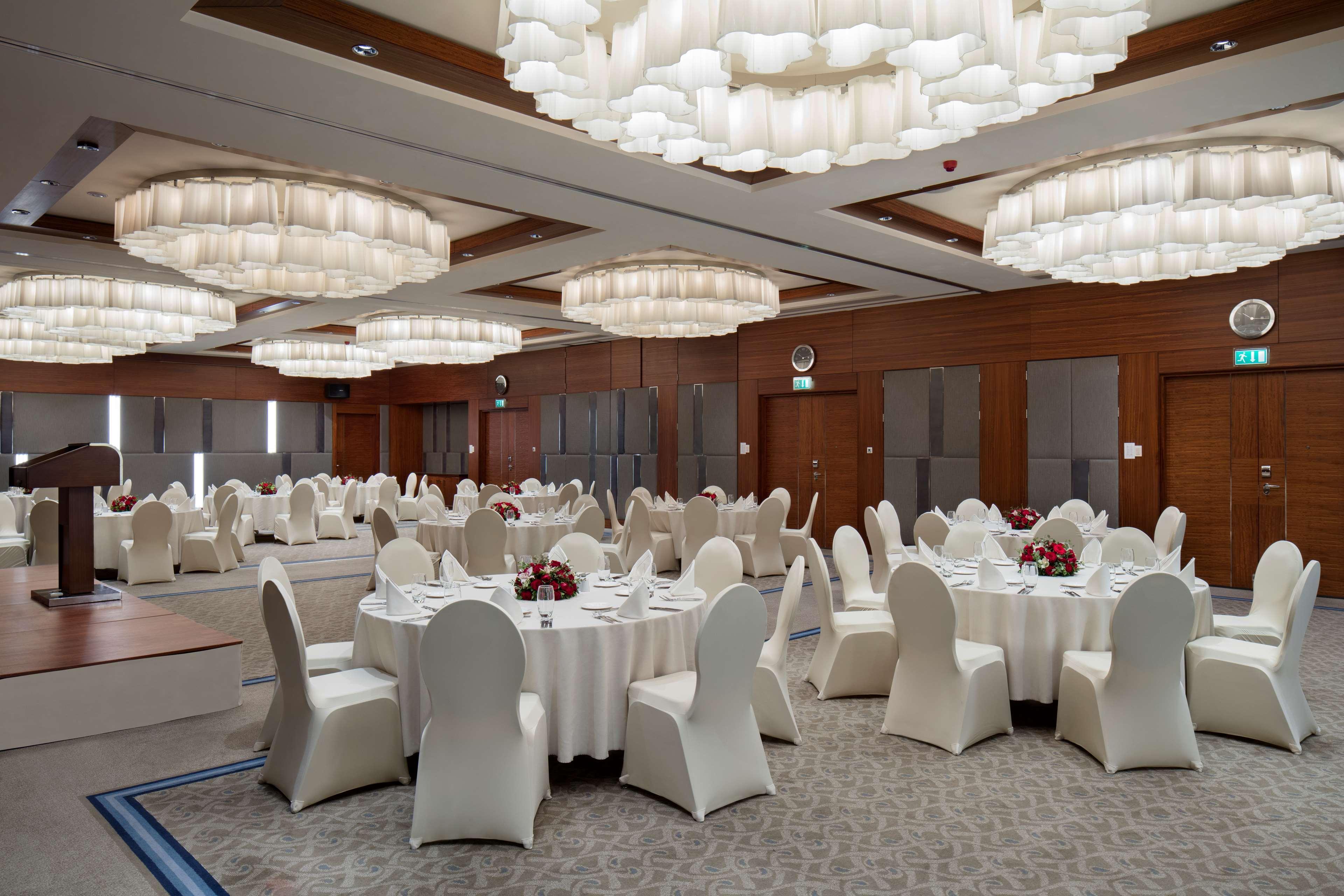 Hilton Bursa Convention Center&Spa Esterno foto